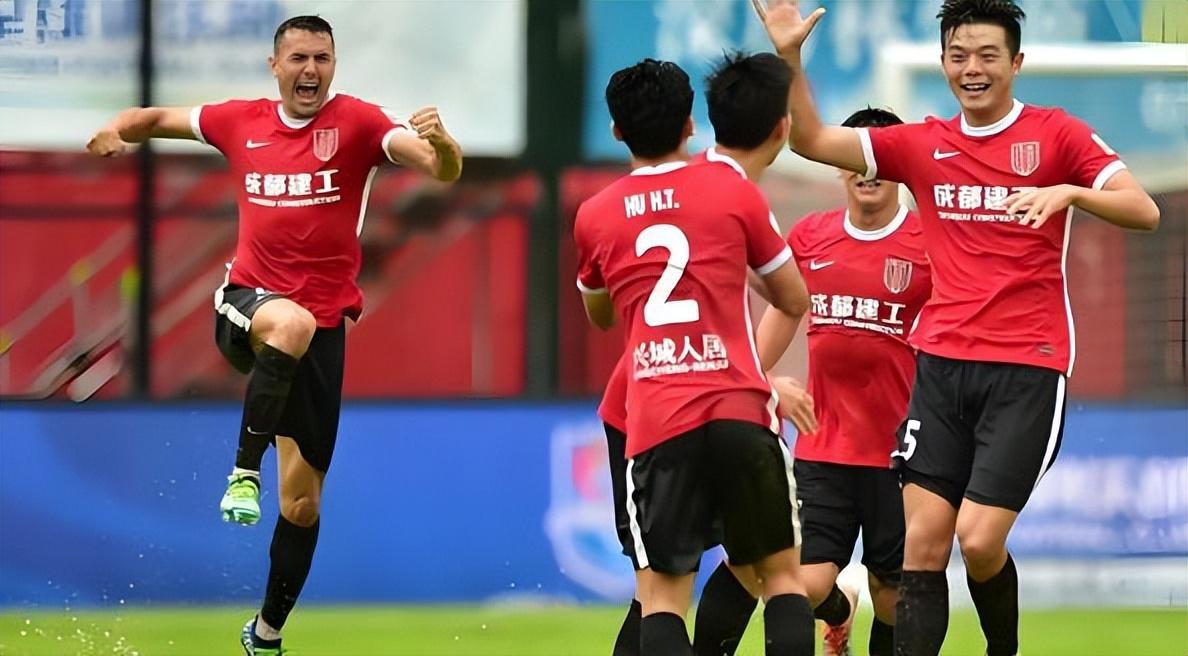 世俱杯赛程-成都蓉城如果本赛季战绩不佳，俱乐部会请回徐正源吗？引发热议